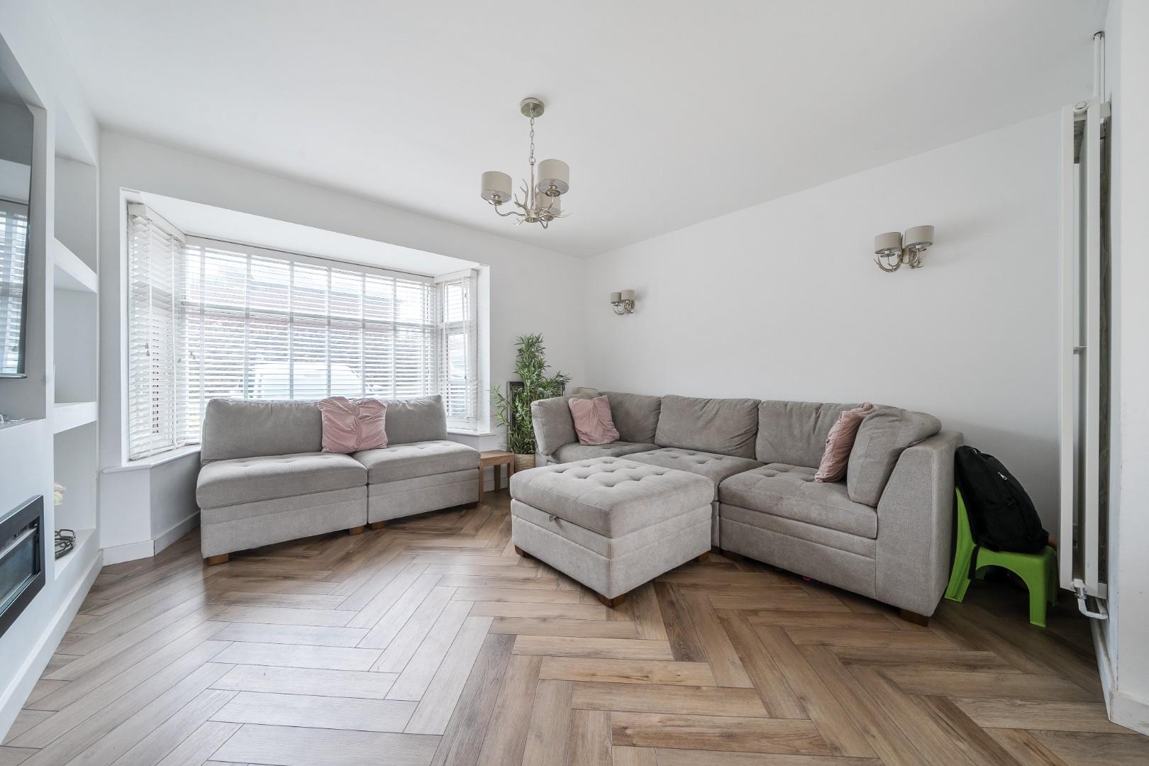 Overland Road, Mumbles, Swansea, SA3 4LP